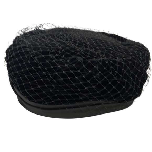 Vintage 1960’s Black Velvet and Satin Pillbox Hat with netting. Pre owned - Picture 2 of 4